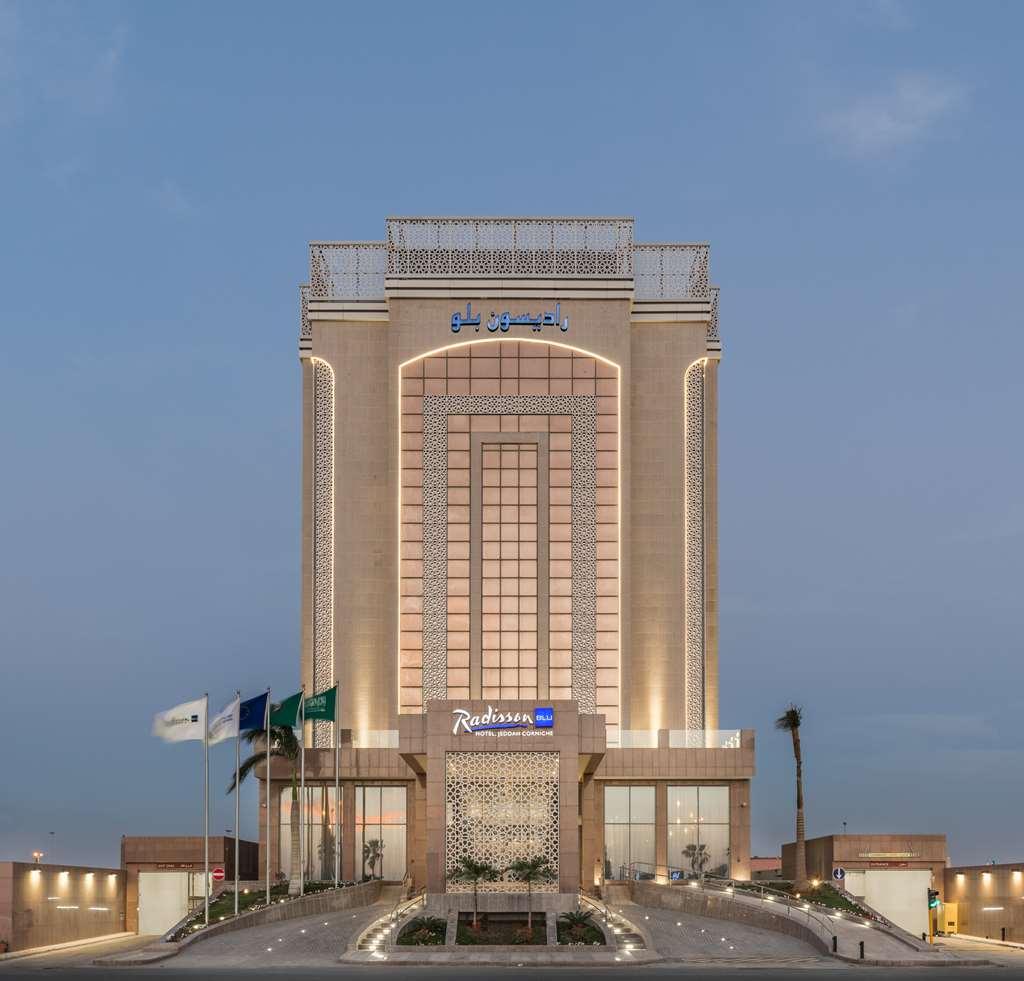 Radisson Blu Hotel, Jeddah Corniche Εξωτερικό φωτογραφία Radisson Hotel, Riyadh