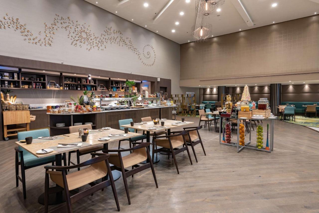 Radisson Blu Hotel, Jeddah Corniche Εξωτερικό φωτογραφία The restaurant