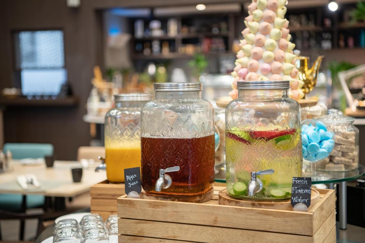 Radisson Blu Hotel, Jeddah Corniche Εξωτερικό φωτογραφία Infused water