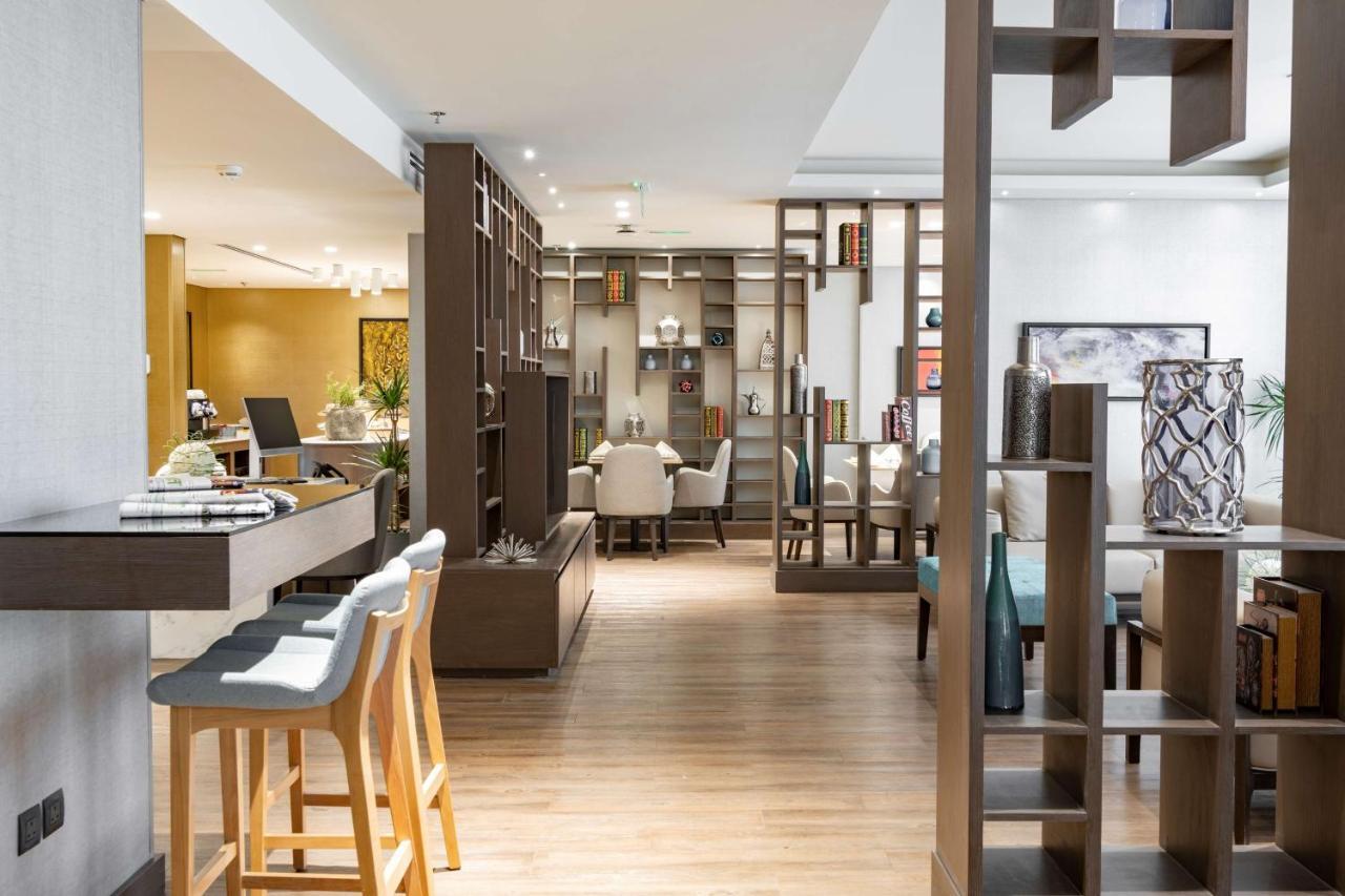 Radisson Blu Hotel, Jeddah Corniche Εξωτερικό φωτογραφία Library